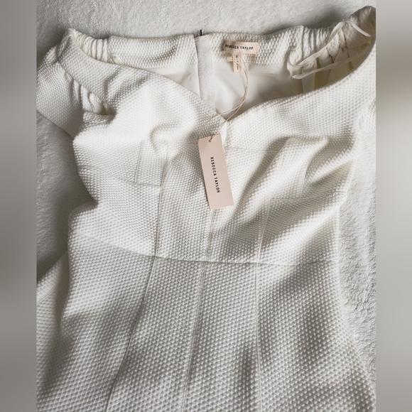 Dress - Picture 7 of 10